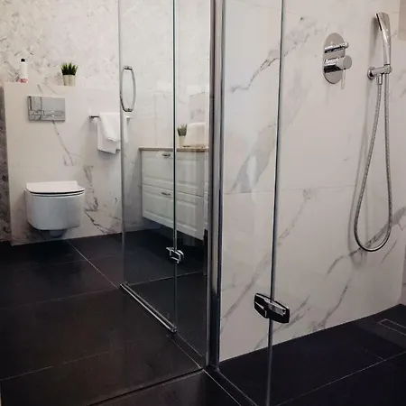 Przy Parku Wilsona Apartment
